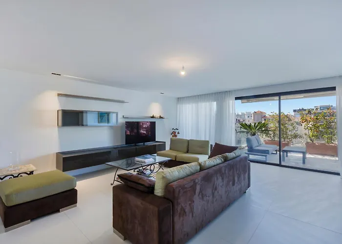 Lara Light With An Incredible View Apartment *